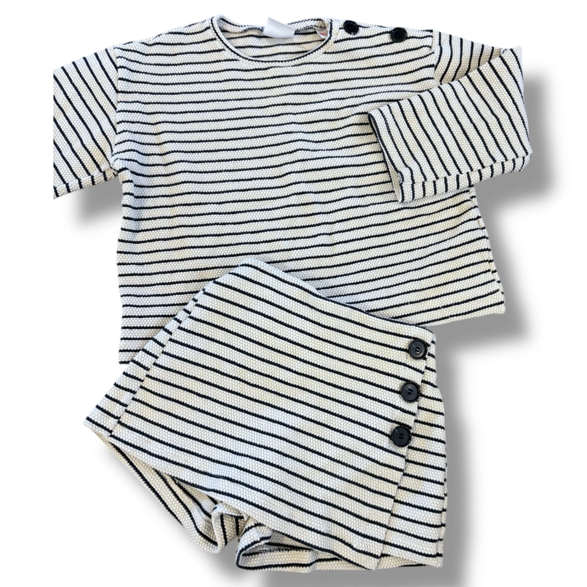 Size 5 Zara navy/grey stripe knit long sleeve top and short set