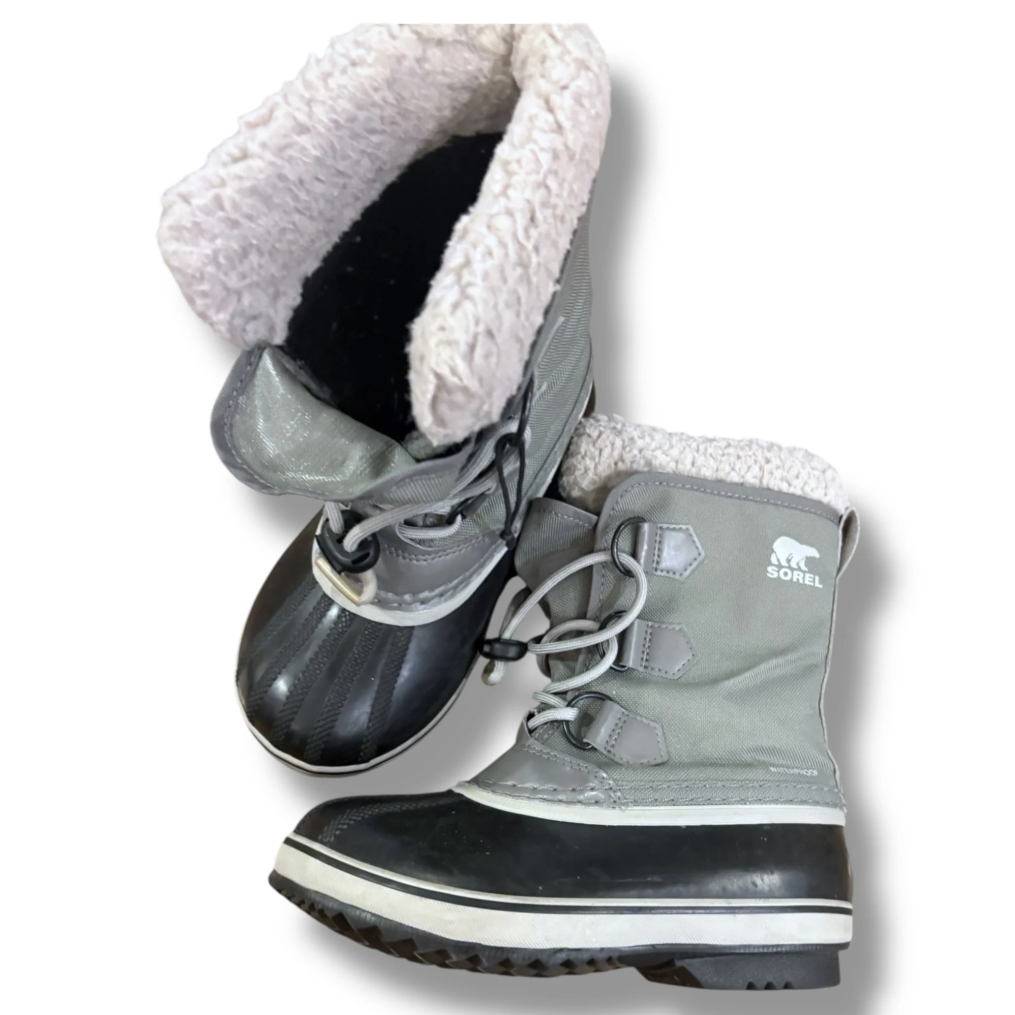 Size 1 Sorel light grey boots, wear on sherpa