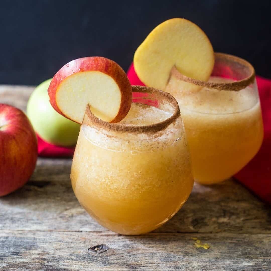 Wondering what to make when you&rsquo;re ready for fall but it still says it&rsquo;s summer outside? These 🍎 Cider Slushies from Everyday Eileen are 💯:
Rim a glass with cinnamon &amp; sugar 
In a blender, combine until slushie:
1 &frac12; ounce car