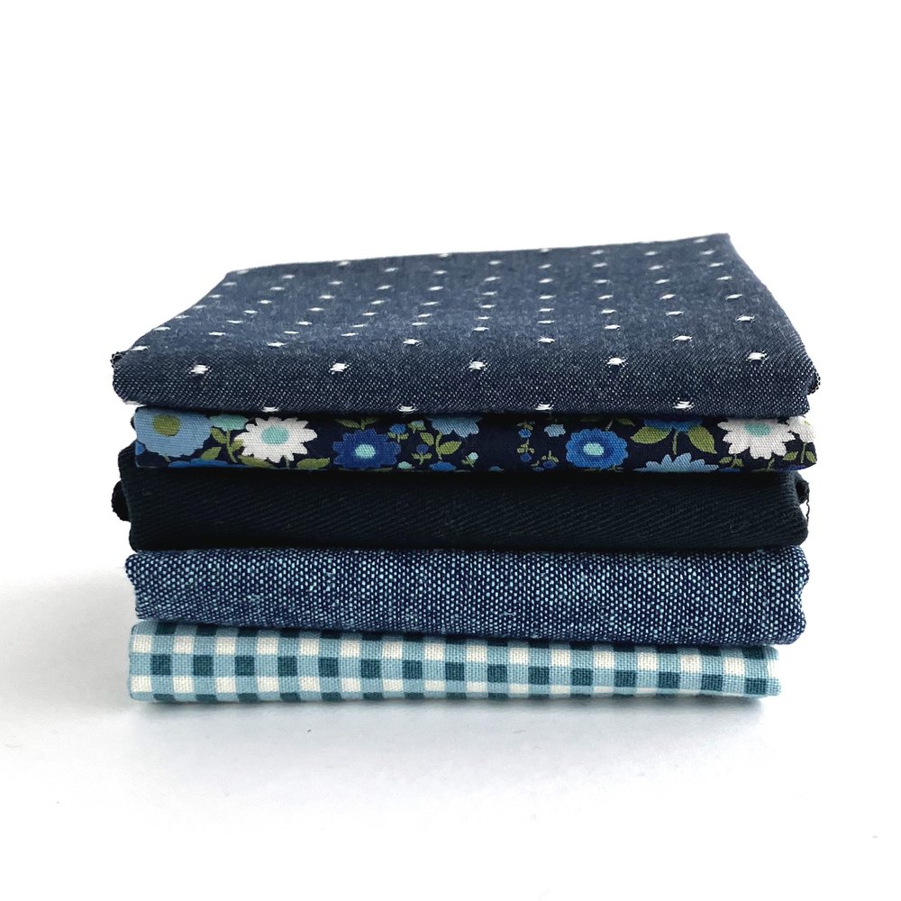 Meander Tiny Square Dot 24586 Navy - Moda Fabrics - Squares Blue - Qui –  Cute Little Fabric Shop