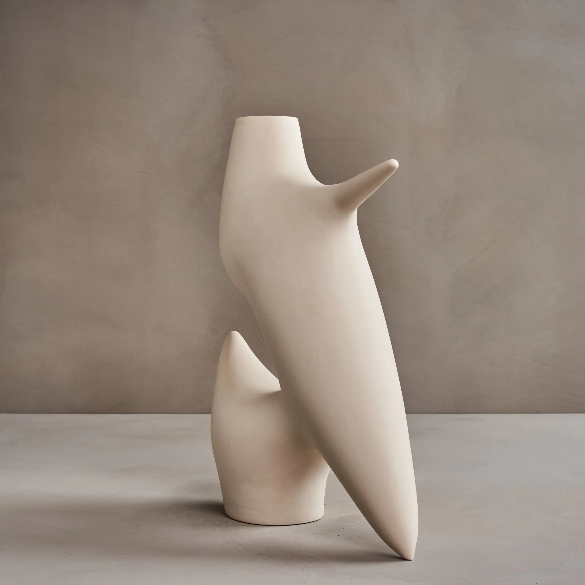 Web_GARDE_COSMIN FLOREA DOVE VASE_Dec 15 2022_0182.jpg