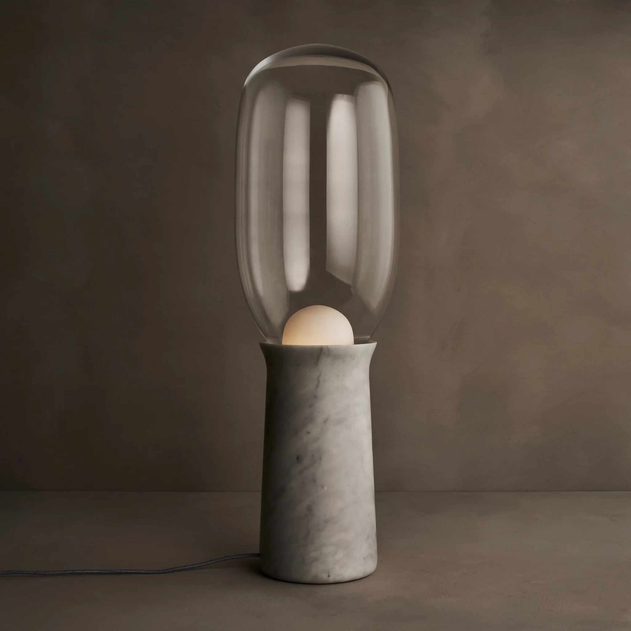 Web_COLLECTION PARTICULIÈRE TORCH FLOOR LAMP_ 12.jpg