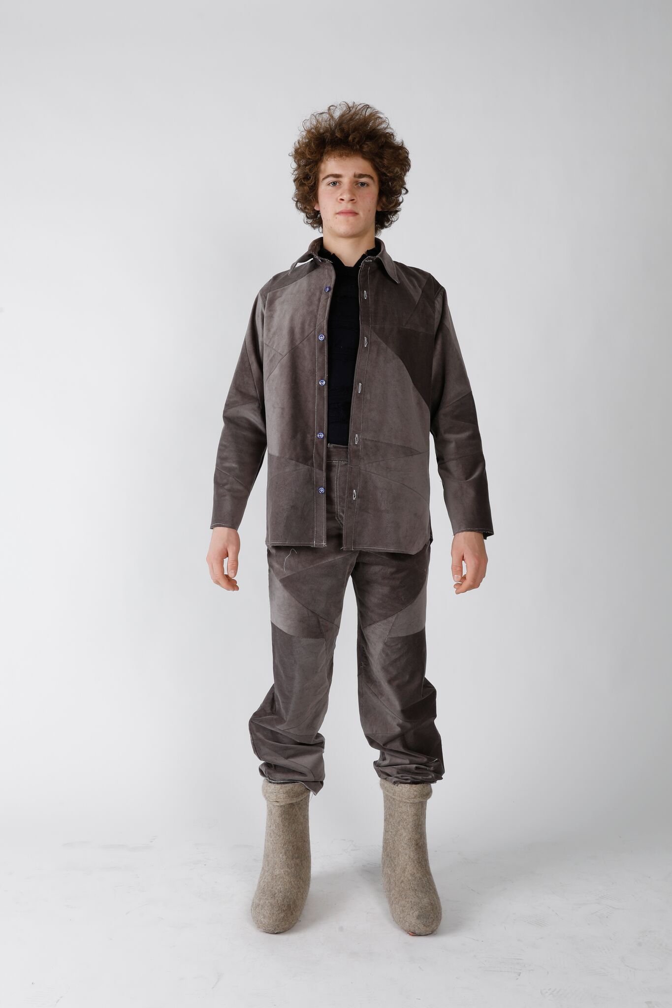 Supima Cotton Corduroy The grain of the fabric makes pattern pieces reflect light differently, making the same fabric appears in different shades. Inspired by an idea of finding complexity in the subject matter, this look is about observing multipl