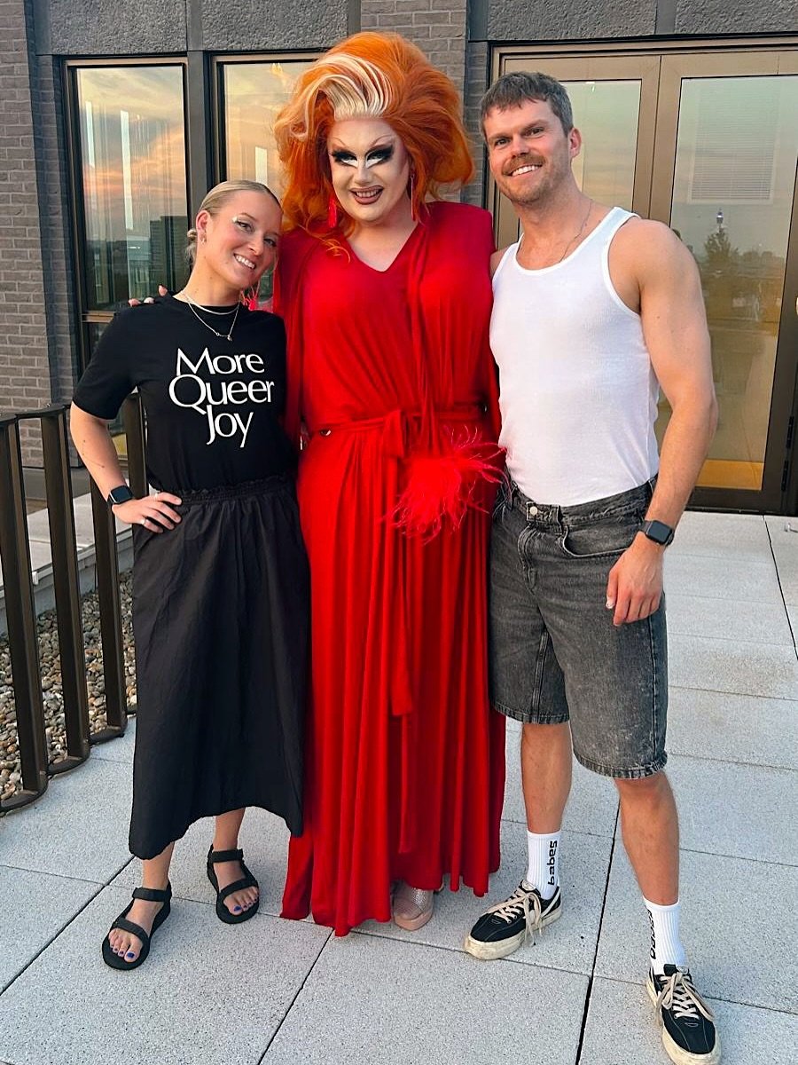 🏳️&zwj;🌈More Queer Joy🏳️&zwj;⚧️ a gorgeous time was had this Pride month, another happy Hoopla, and another year organising work&rsquo;s Pride party with bestie + the most fabulous performers ✨

.
.
.
.
#dragraceuk #dragqueensofinstagram #lgbtqia 