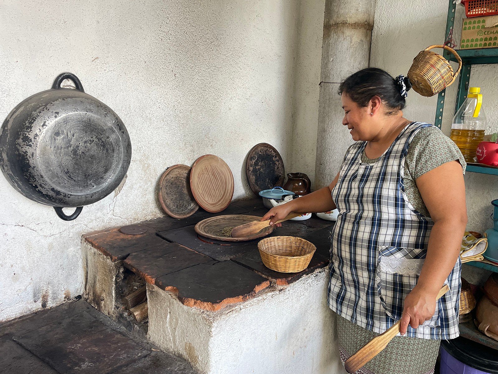 roasting coffee on wooden stove | coffee farm tour