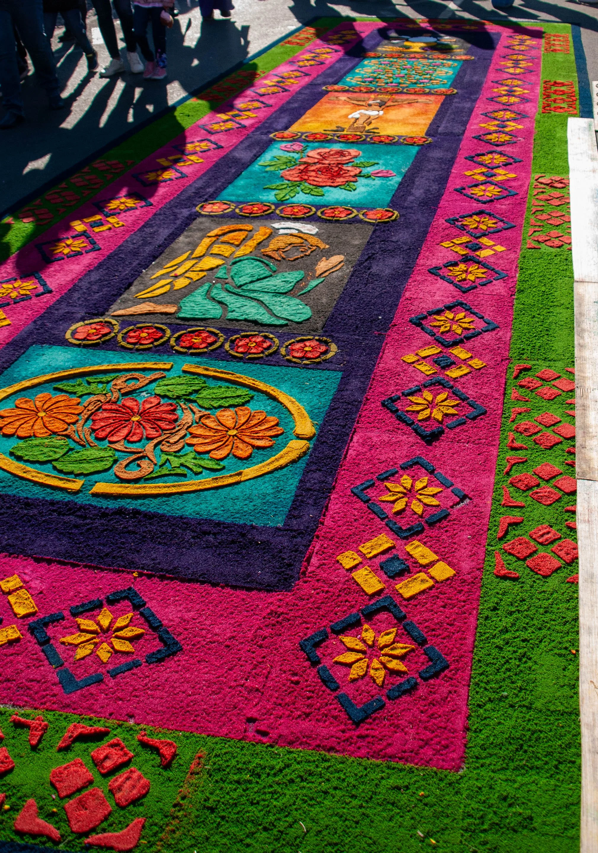 streets of Antigua during Semana Santa | traditions of La Cuaresma in Antigua Guatemala