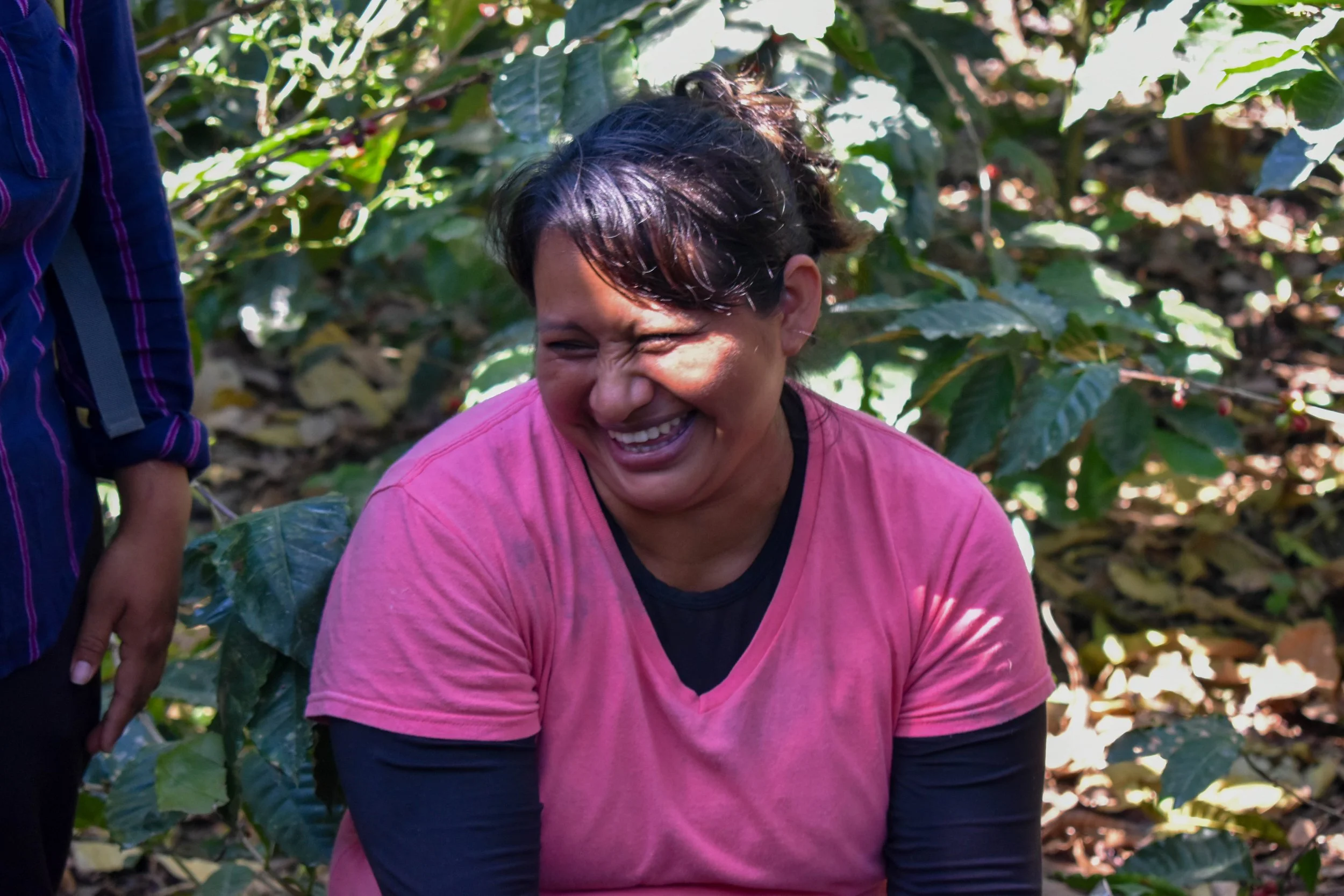 Guatemalan female coffee producer during an origin trip | Get to know coffee at its source
