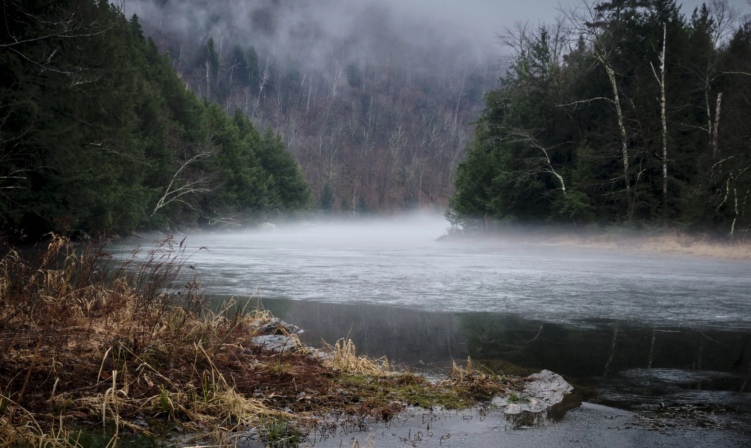 VERMONT  FOG  28-12-23SXF16-80mmF4 R OIS WR 18012.jpg