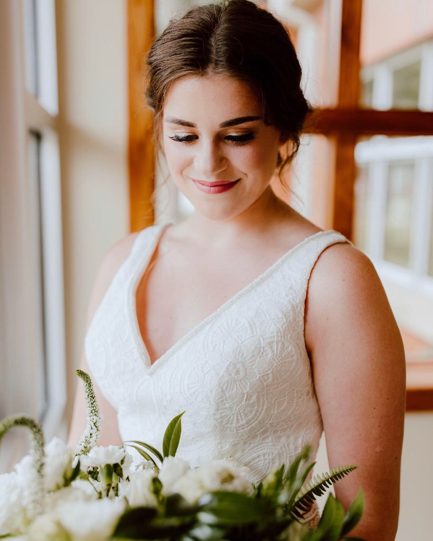 Absolutely gorgeous bride !! 🥰

For Inquiries-
HTTPS://www.makeupbycaitlin.com

https://www.facebook.com/makeupbycaitlinspah/

Instagram : @caitlinguillien_mua 

Available Wedding Dates

October
2nd 9th 16th 21st 28th

November 
 11th 

December 
2n