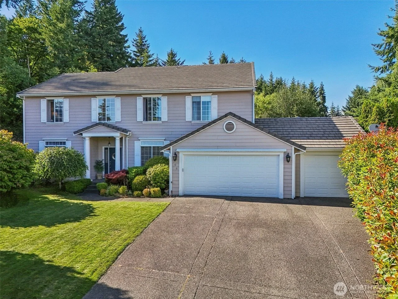 Federal Way, WA | $888,000 | Buyer Represented