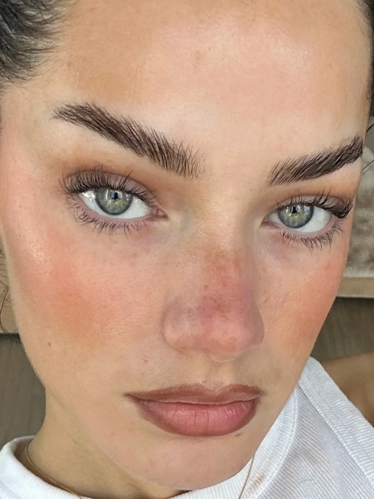 unfussy beauty 🧚&zwj;♀️ visit brow posse for a beautiful monthly ritual of brows and lifted lashes always