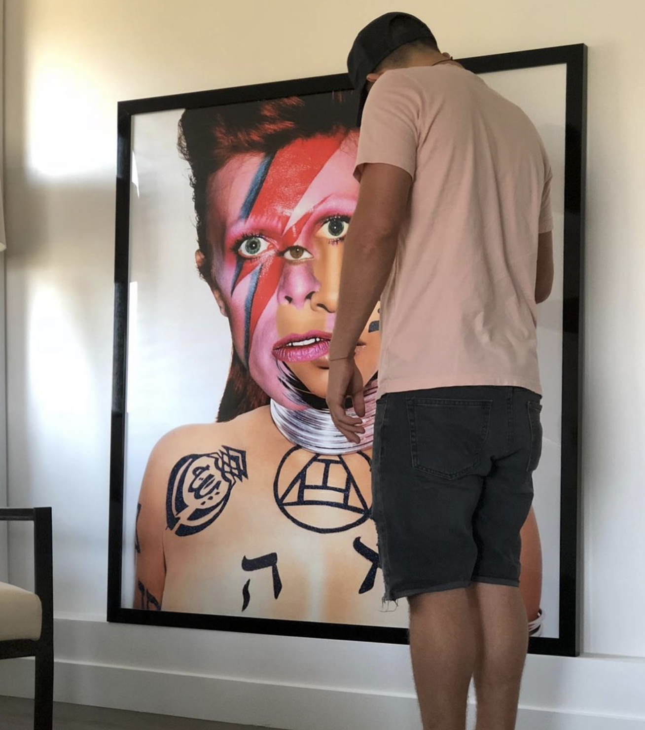 Bowie Badu in home 2.PNG