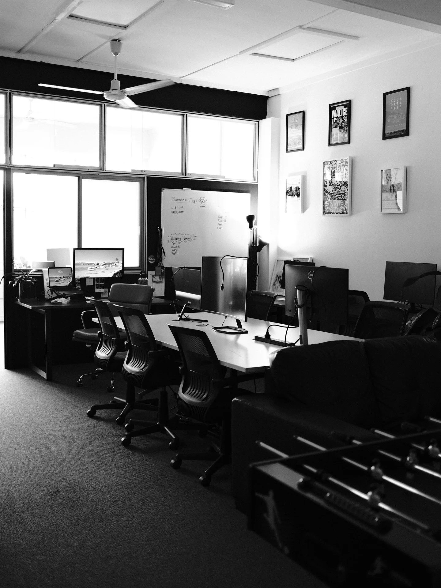 Office frames 🏠
Want to work from the @wemadeyoulook_ office a day or two a week? We have Hot Desks available for friends.