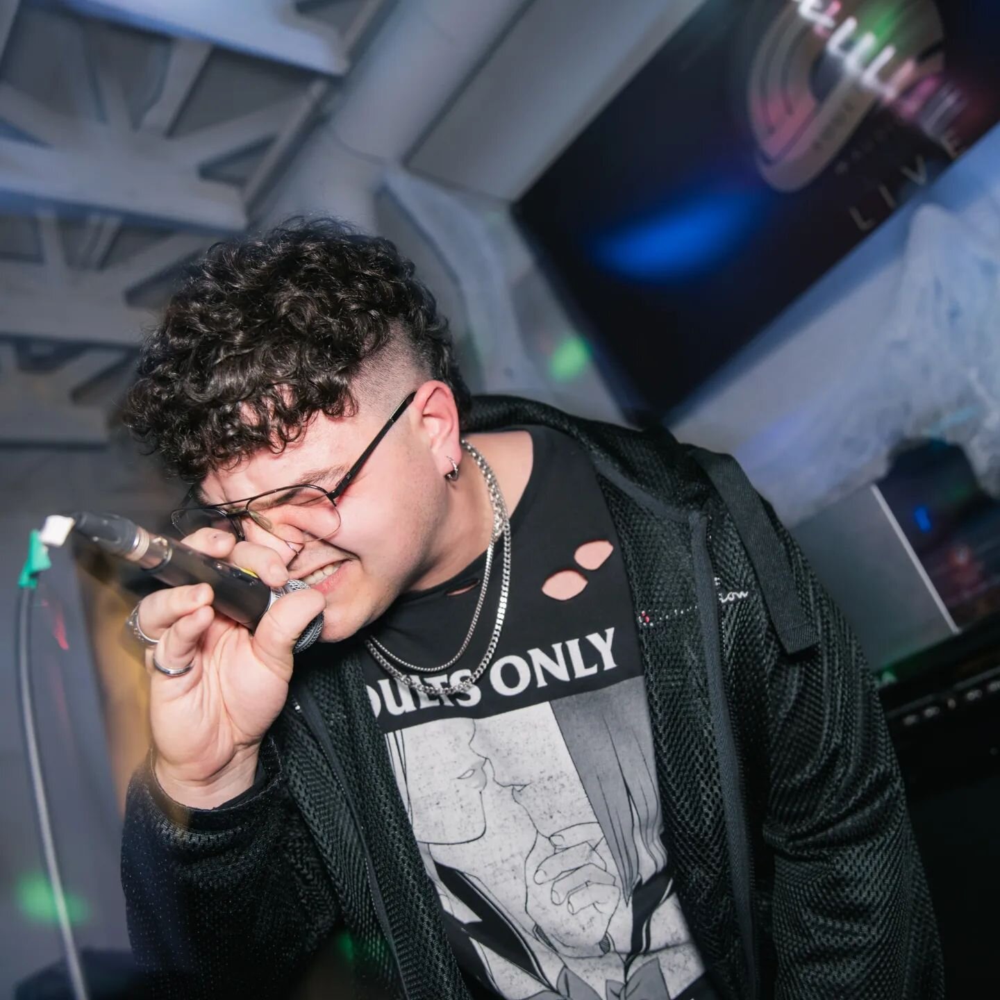 💈 𝗕𝗔𝗥𝗕𝗘𝗥 𝗦𝗛𝗢𝗣 𝗕𝗔𝗥𝗦 𝗢𝗖𝗧𝗢𝗕𝗘𝗥: 💈
___________________________*𝗪𝗥𝗔𝗣𝗣𝗘𝗗*______________

Thank you to all of the incredible musicians and artists for being involved with this. 

@aaronrem for getting in there for these fantasti