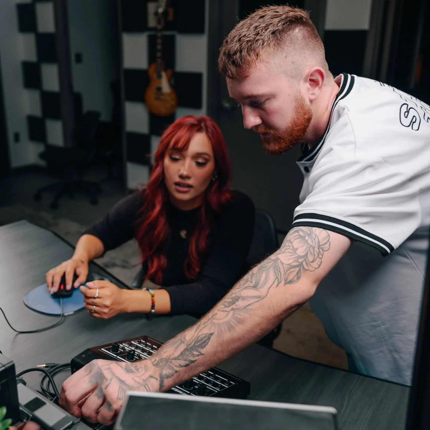 Just some of your local audio peeps twistin' knobs and pushin' faders! Contact us for professional recording, mixing, mastering, and event AV!! Happy Friday ☀️✨️🔊
.
.
.
.
📸 @aaronrem

#music #audio #audioengineer #musicians #art #knobsandfaders #mi