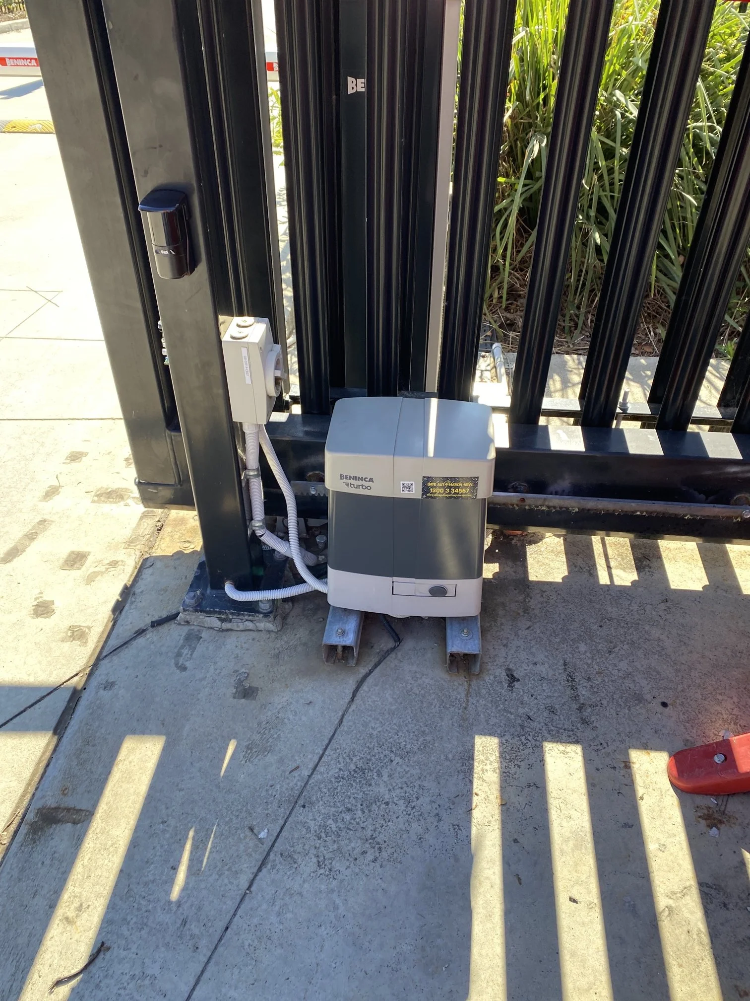 What We Check During a Commercial Gate Maintenance Visit