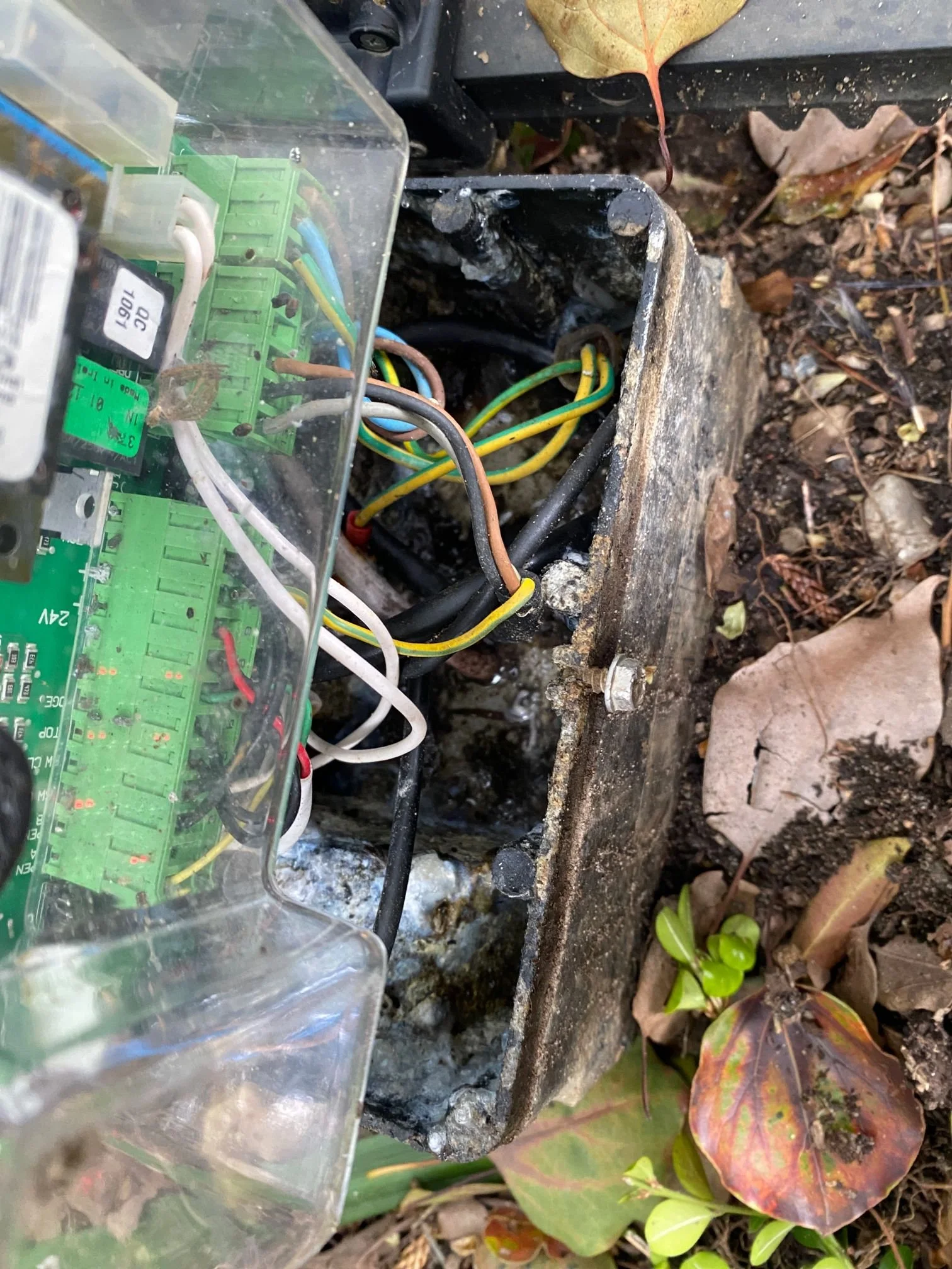 How Water Enters an Automatic Gate System and What It Can Damage – Lindfield NSW