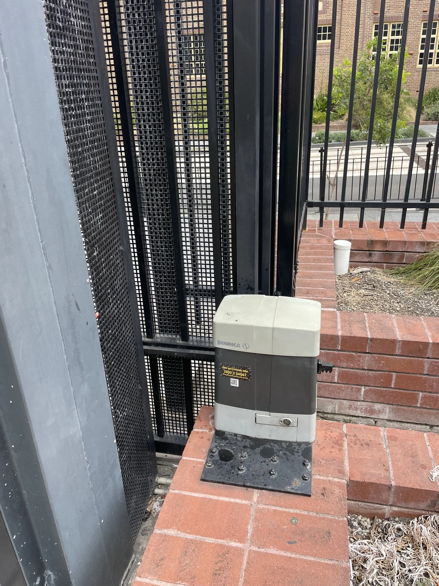 Why Small Gate Problems Should Be Fixed Before They Become Motor Problems – Parramatta NSW