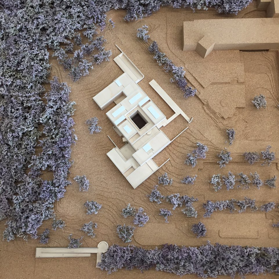 Model(1).jpg