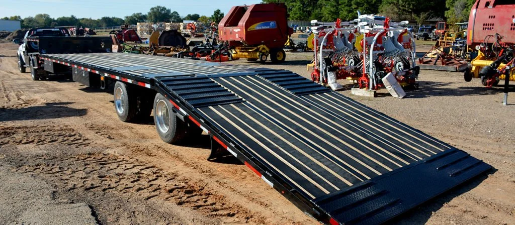 SDX216_Features-Hydraulic-Dovetail-1024x448.jpg