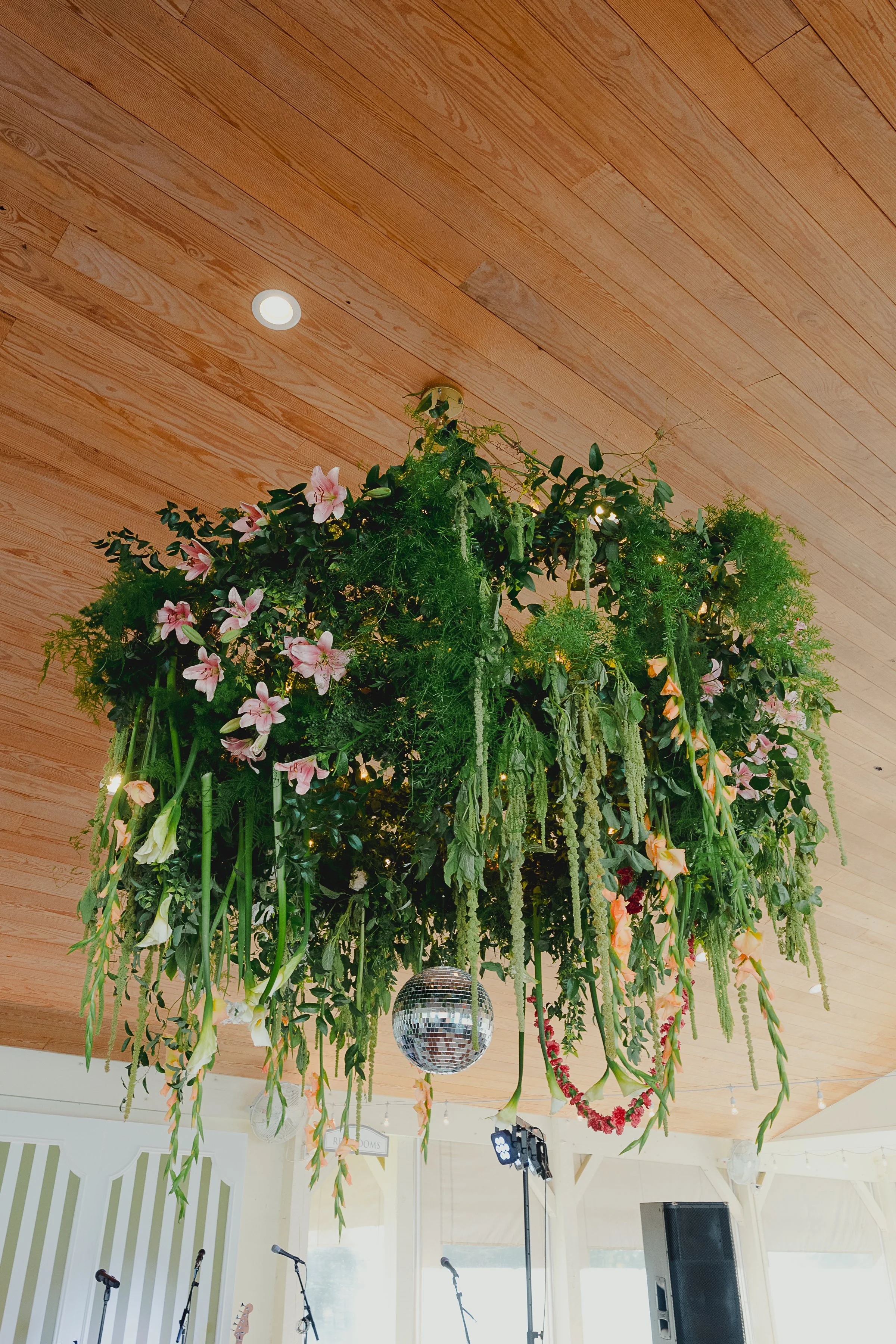 Modern Romance Meets Organic Whimsy: Grace &amp; Zane’s Surprise Wedding at Seven Springs