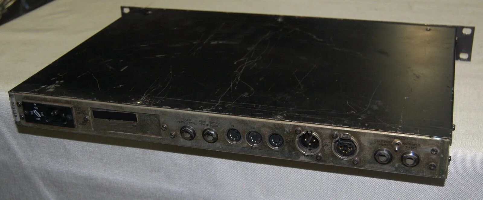 SOUND IMAGE — TC Electronics 1128 EQ