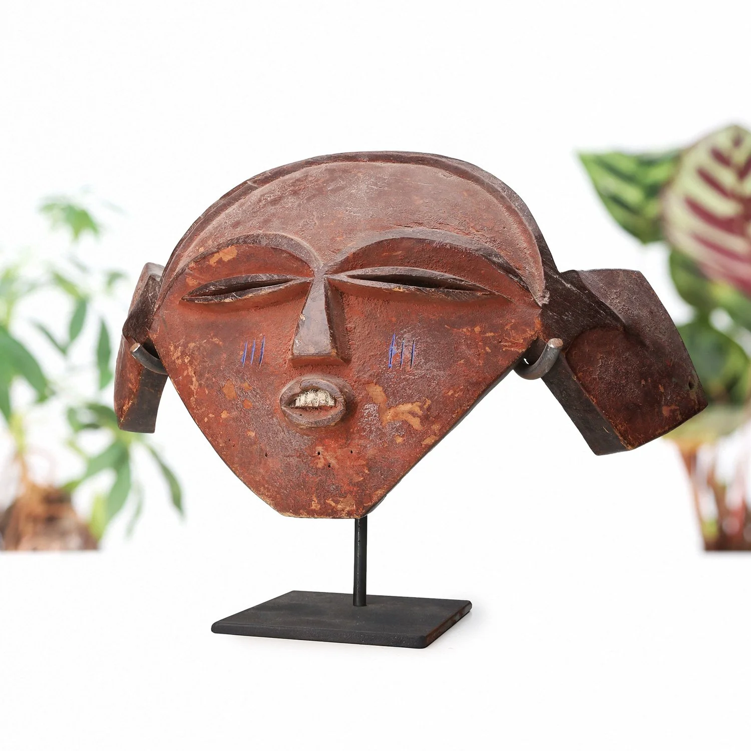 tribal-mask-.jpg