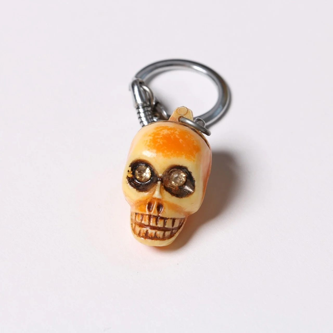 Vintage Novelty Skull Keyring