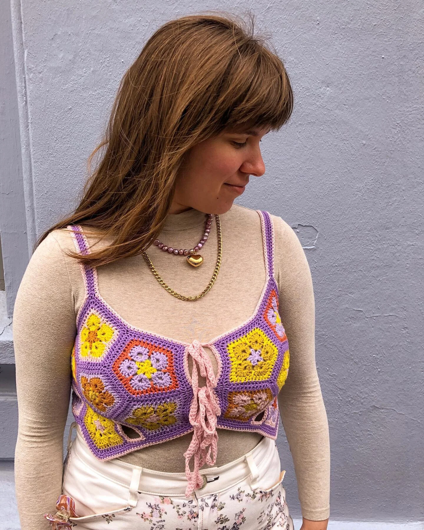 Happy me made may ! This is my perfect-for-spring Blossoming Luna Top that I had the honor of testing for @woolandbuggers 🌸

I love that there is no set layout, so you can customize the pentagons to fit your body! I added 3 rows of sc as a border to