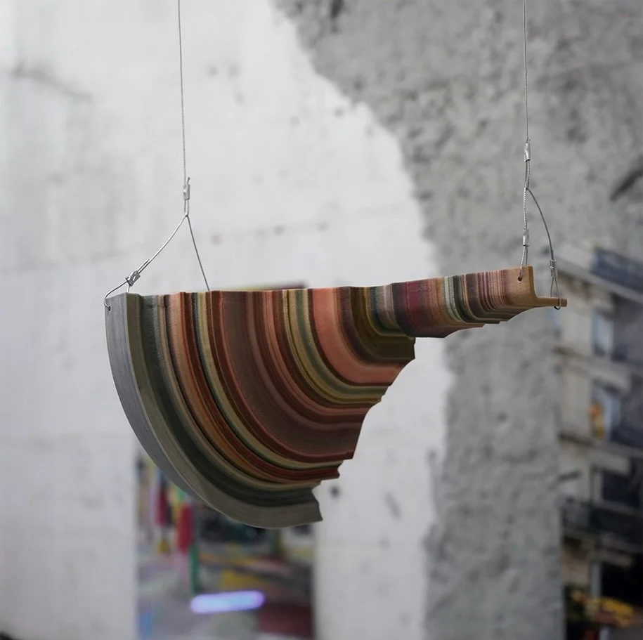 [Flattened Spaces, 2024]

It is an experiment that examines the interrelations between objects in images. It is a physical representation of the intangible seams that emerge when translating three-dimensional spaces into two-dimensional images. 

Exh