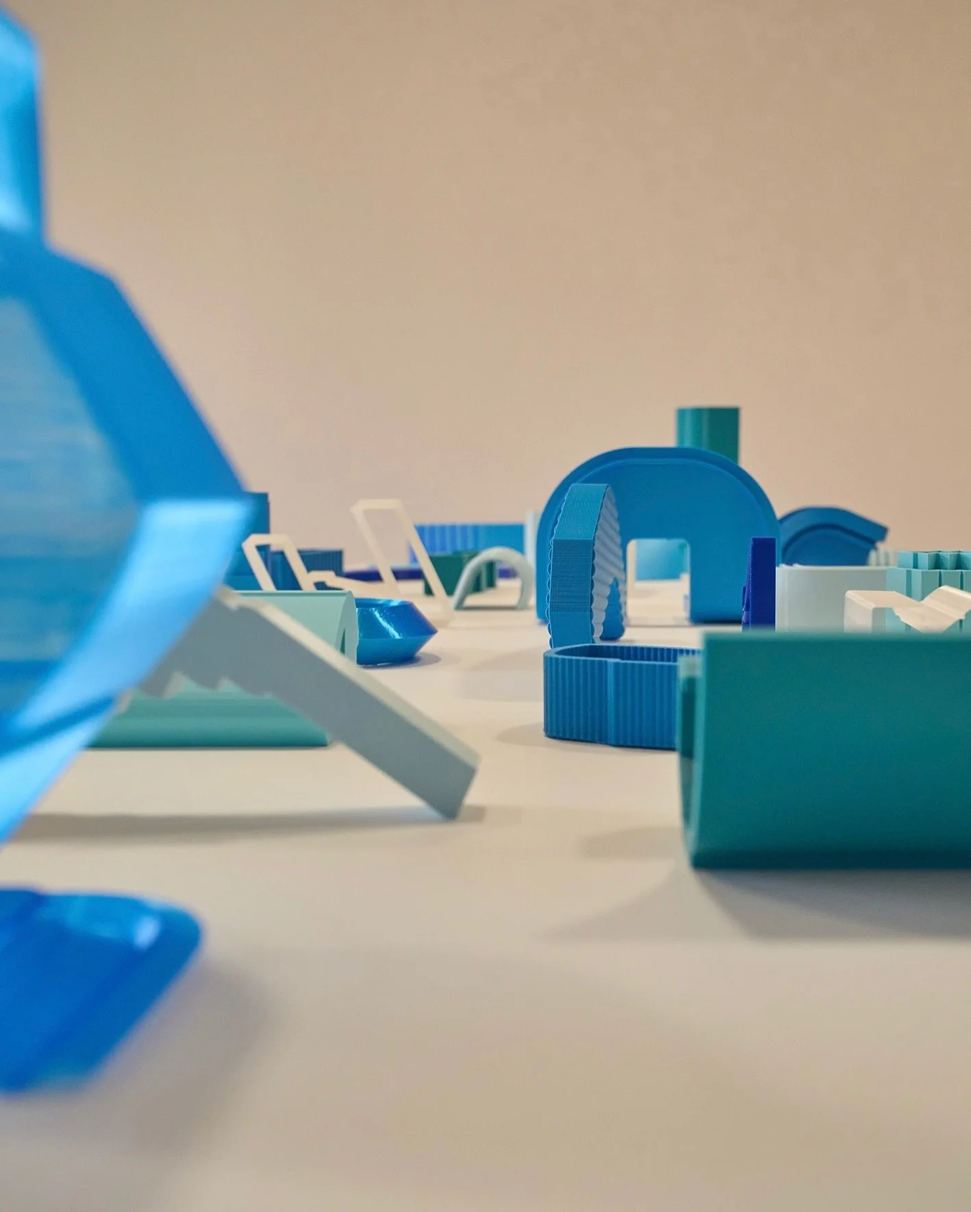 [Untitled Objects: The Table, 2023]

Exhibited at YSA&rsquo;23 by @athrfoundation , curated by @ramifarook 

This artwork questions the necessity of purpose in design, embracing the beauty of the impractical. Each 3D-printed component serves no funct