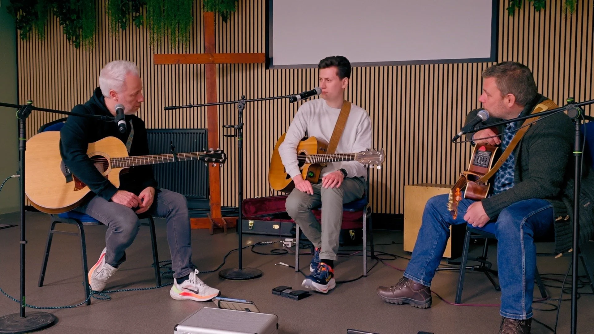 Something new you say? Oh go on then...Stay tuned, some sneak peaks of upcoming music coming your way soon 👀

#acclaimworship