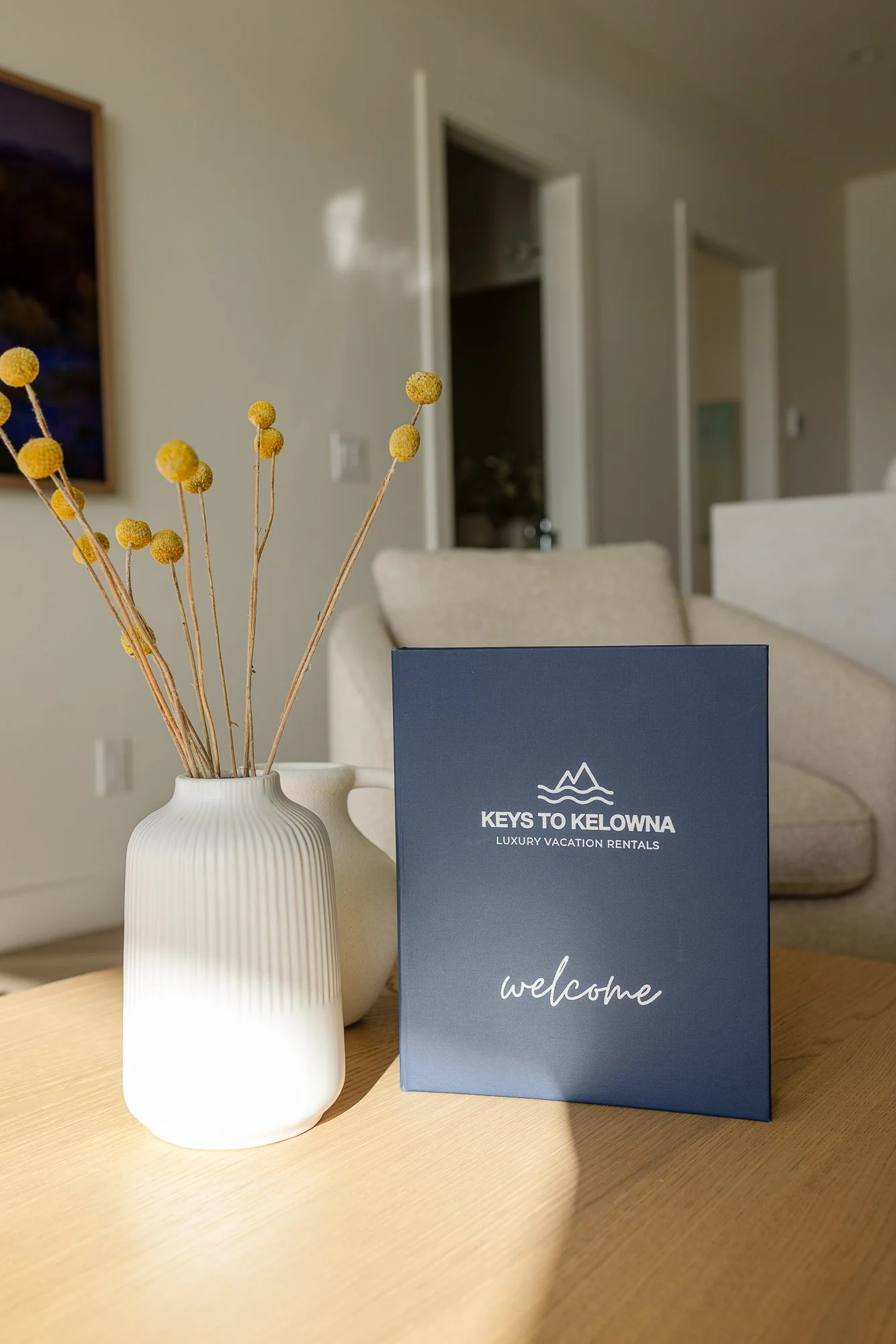 Shore Kelowna Furnished Luxury Rentals by Keys to Kelowna_living_room_29.jpg