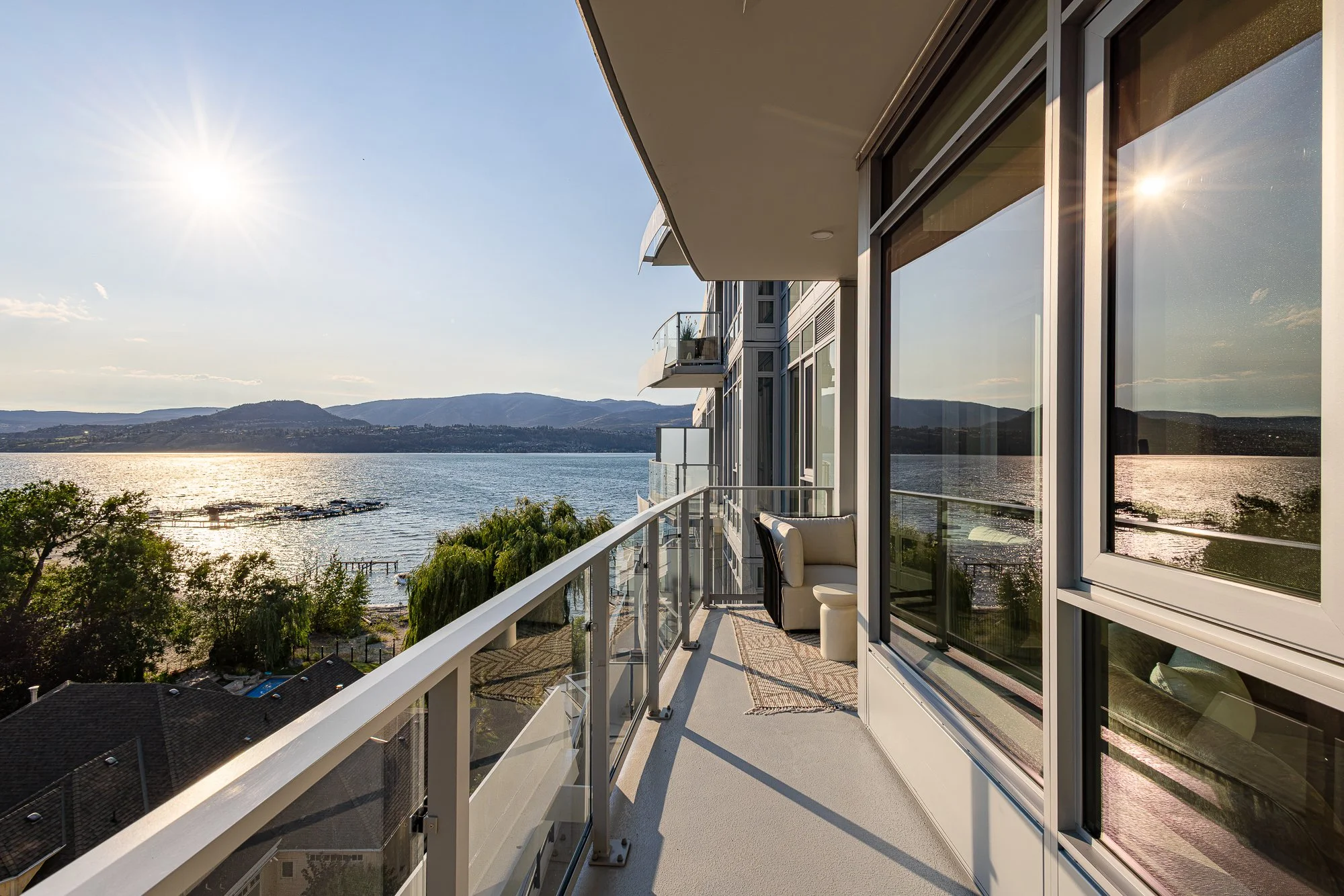 Kelowna_Vacation_Rental_Aqua_Waterfront_Bowen_Patio_33.jpg