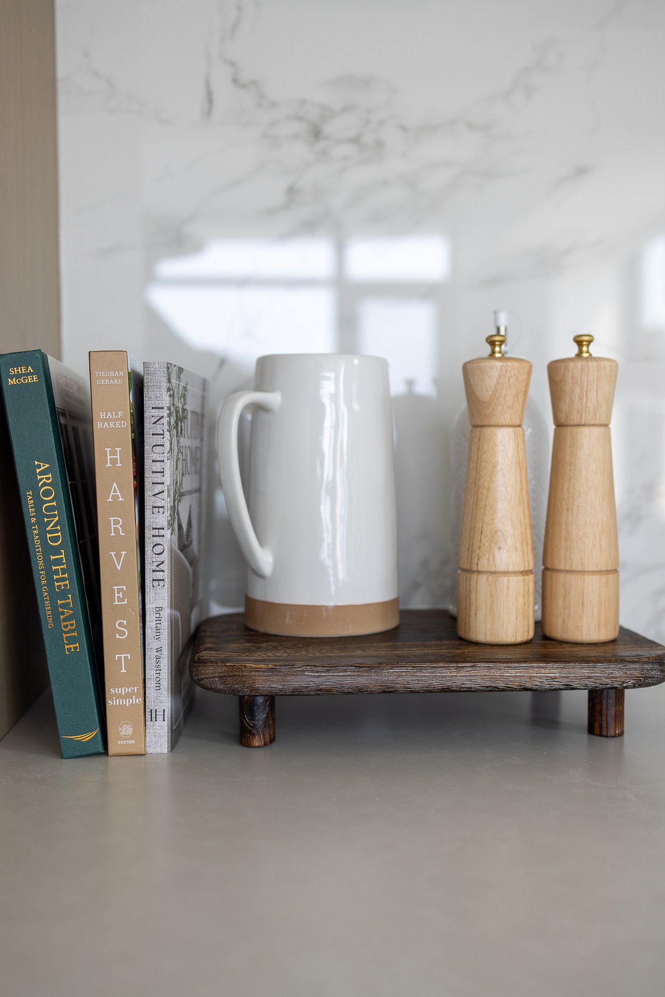 Keys-to-kelowna-aqua-rentals-hudson-kitchen-201.jpg