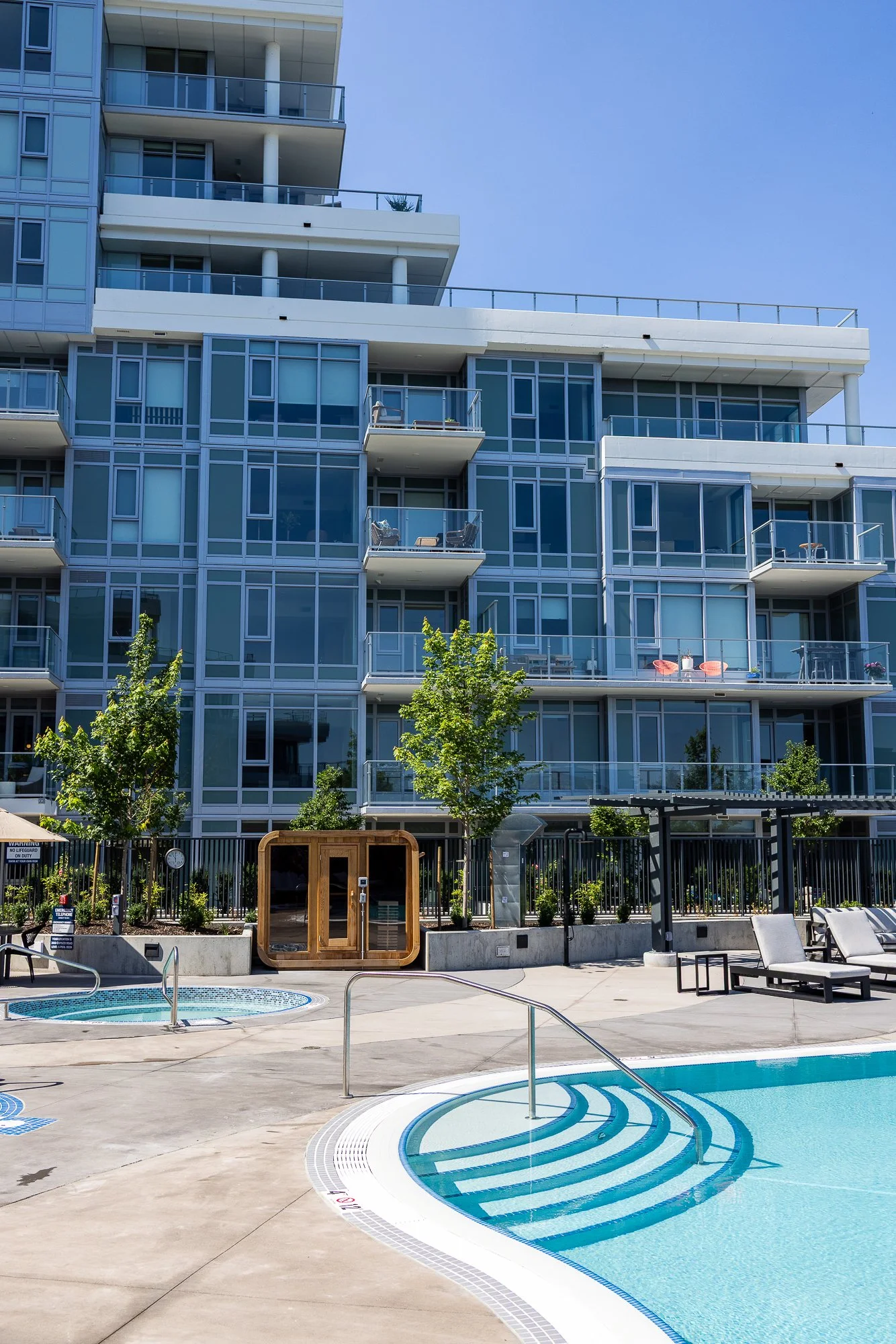 Aqua II Amenities 13.jpg