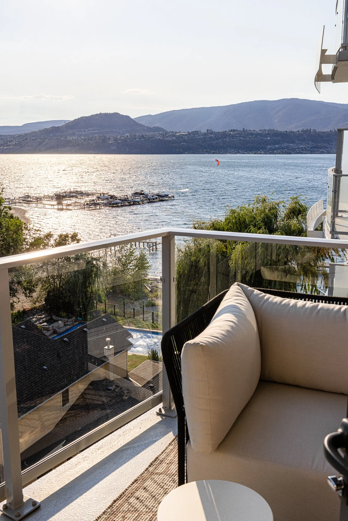 Kelowna_Vacation_Rental_Aqua_Waterfront_Bowen_Patio_18.jpg