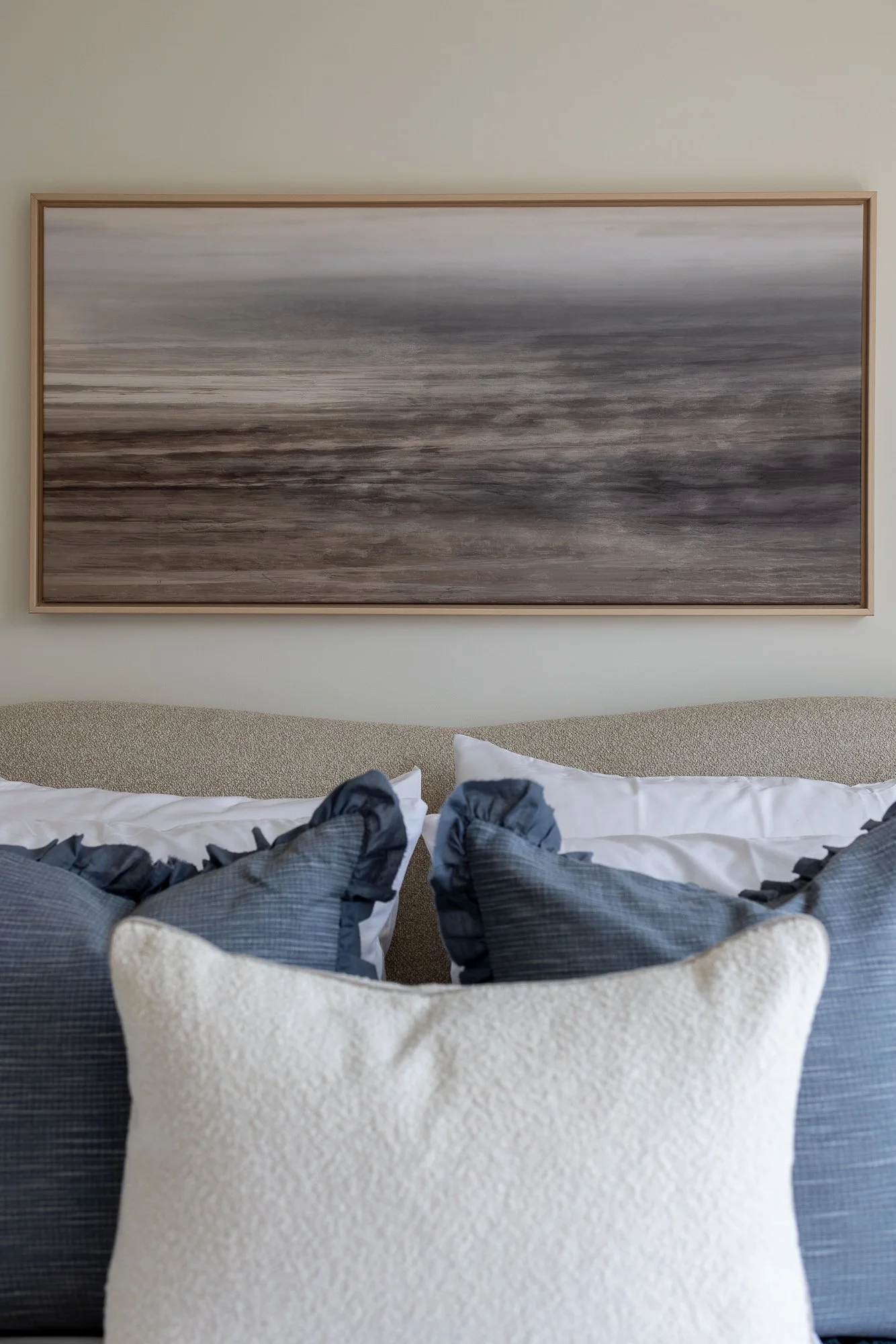 Keys-to-kelowna-aqua-rentals-hudson-queen-bedroom-188.jpg