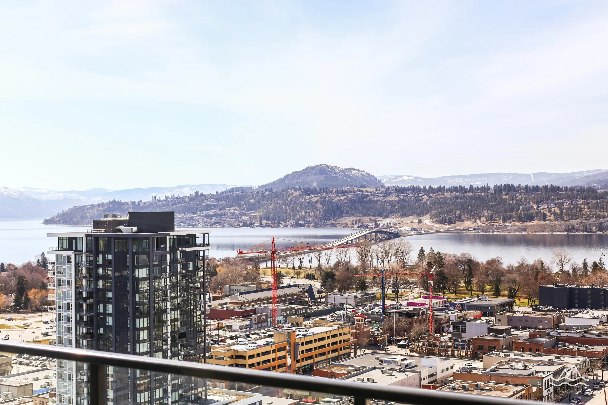 2303-Brooklyn-Keys-to-Kelowna-Luxury-Rental-57.jpg