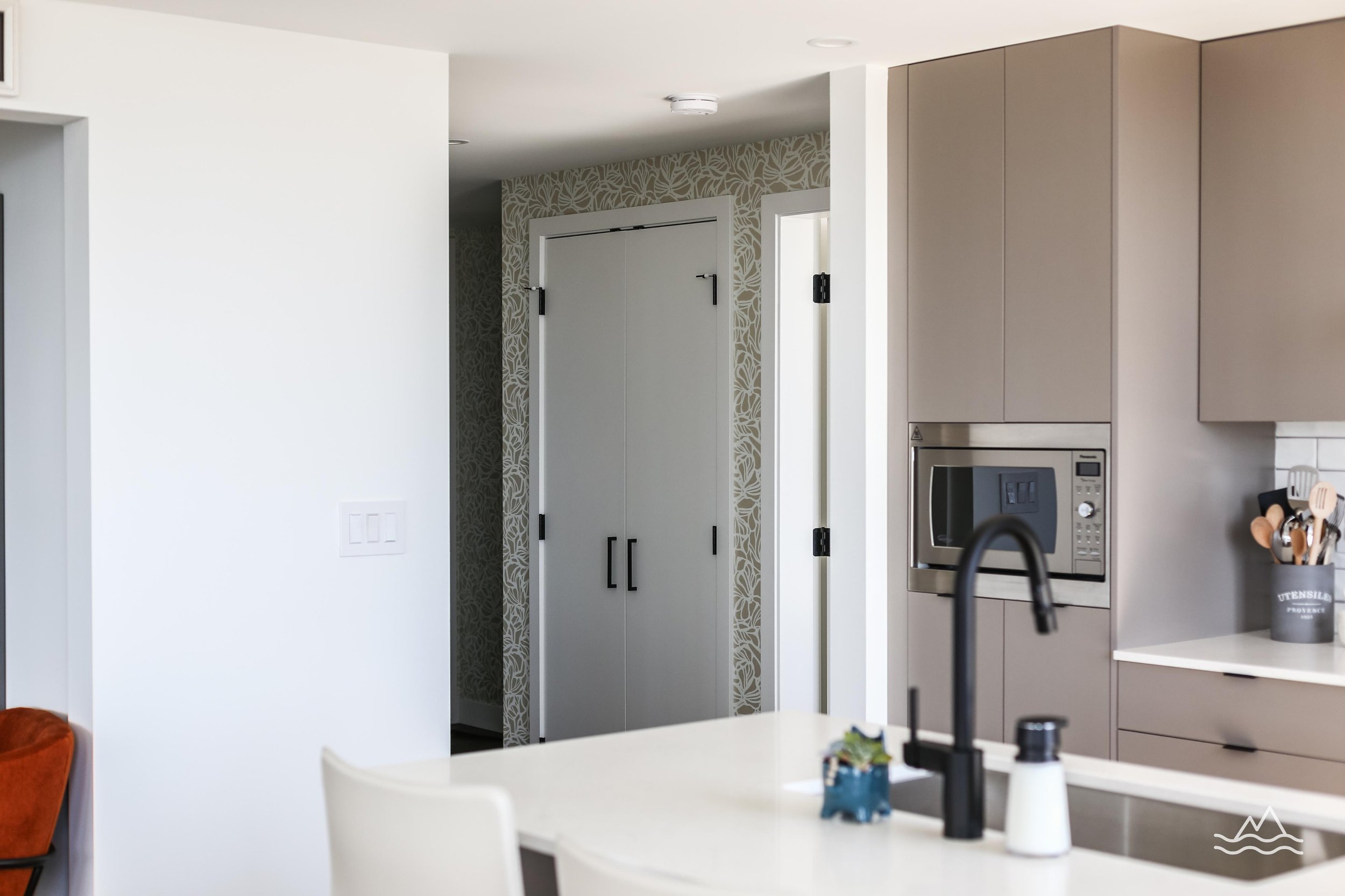 2303-Brooklyn-Keys-to-Kelowna-Luxury-Rental-46.jpg