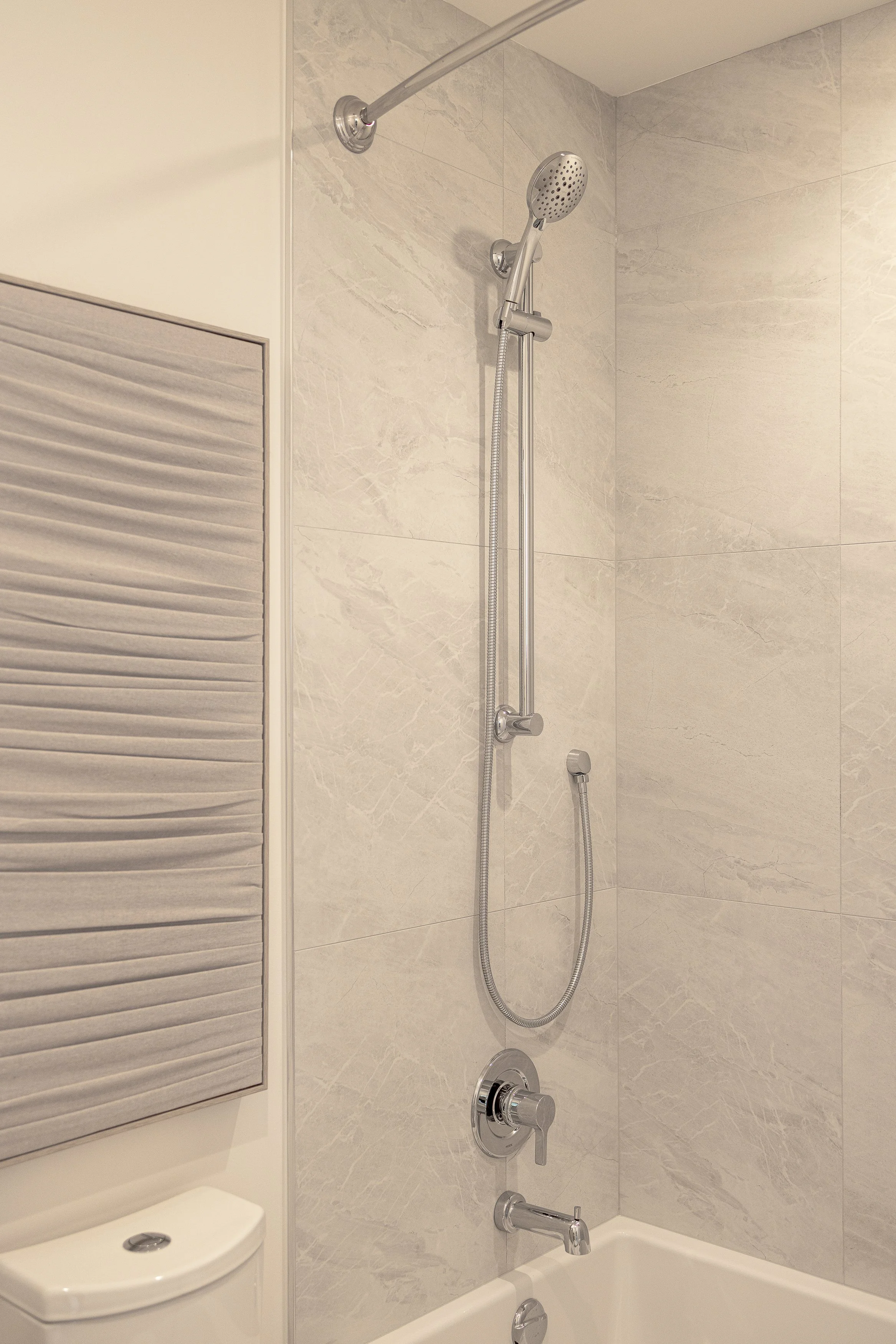 Movala Kelowna Rentals Eden_Bathroom_534.jpg