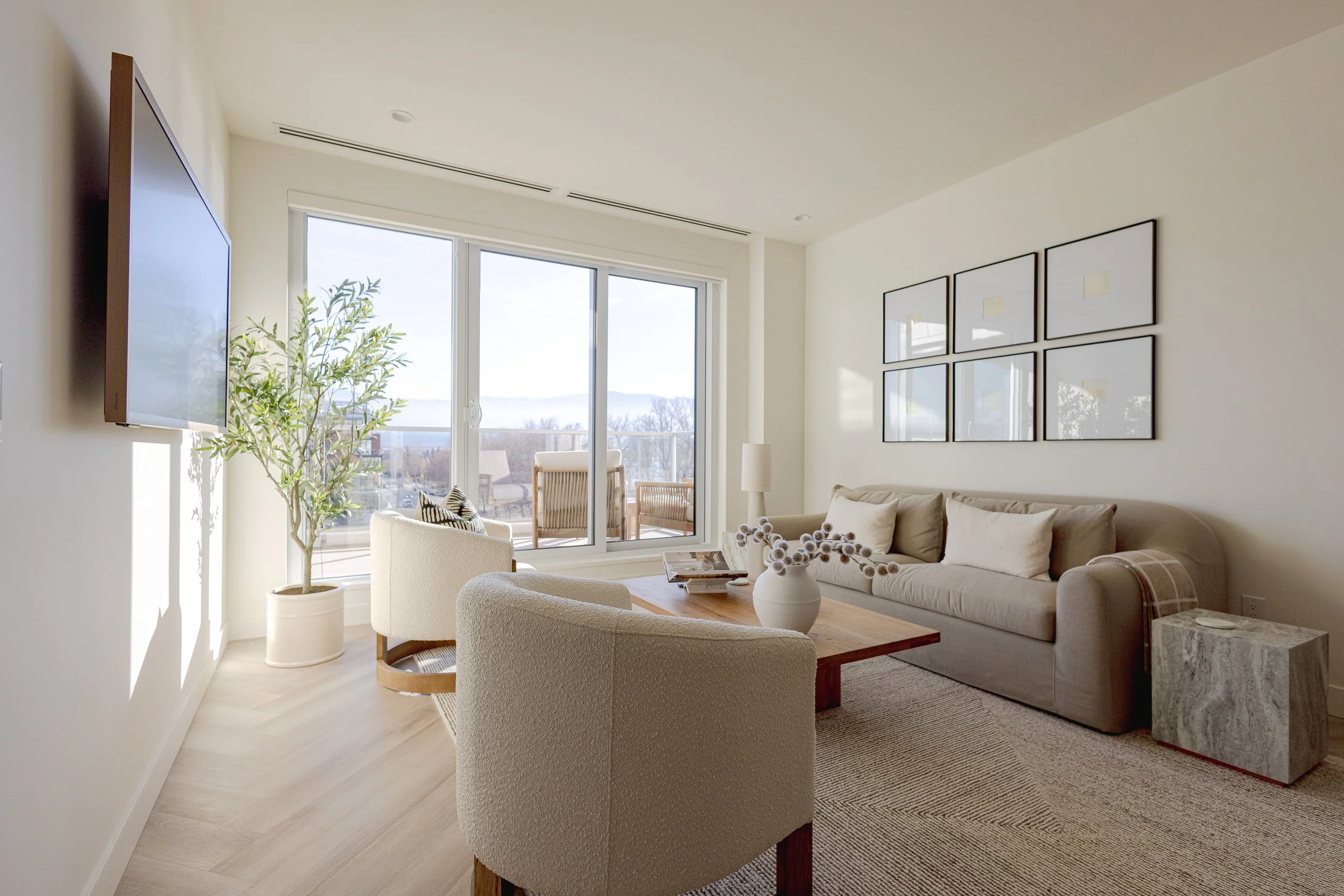 Movala Kelowna Rentals Eden_Living Room_579.jpg