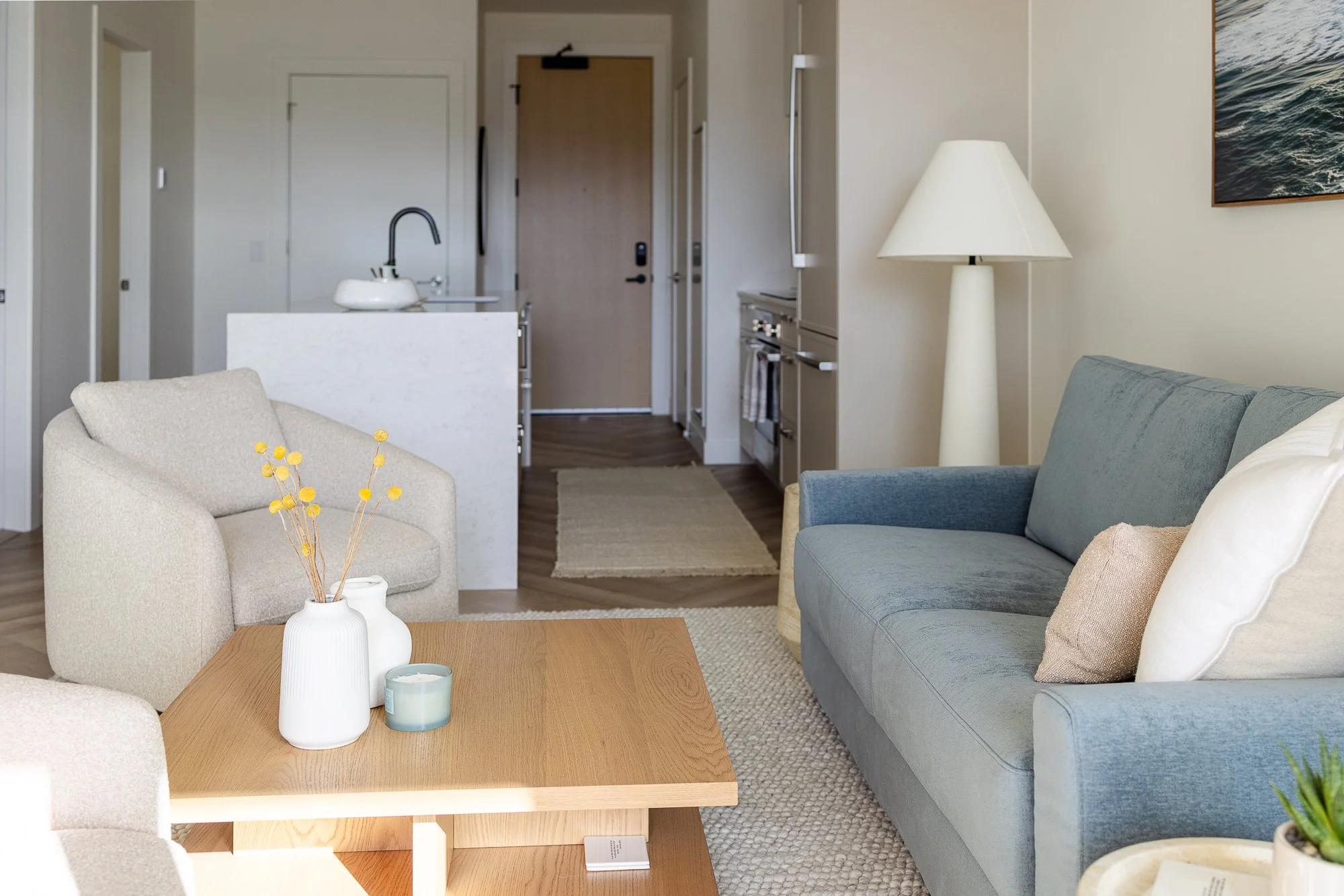 Shore Kelowna Furnished Luxury Rentals by Keys to Kelowna_living_room_84.jpg