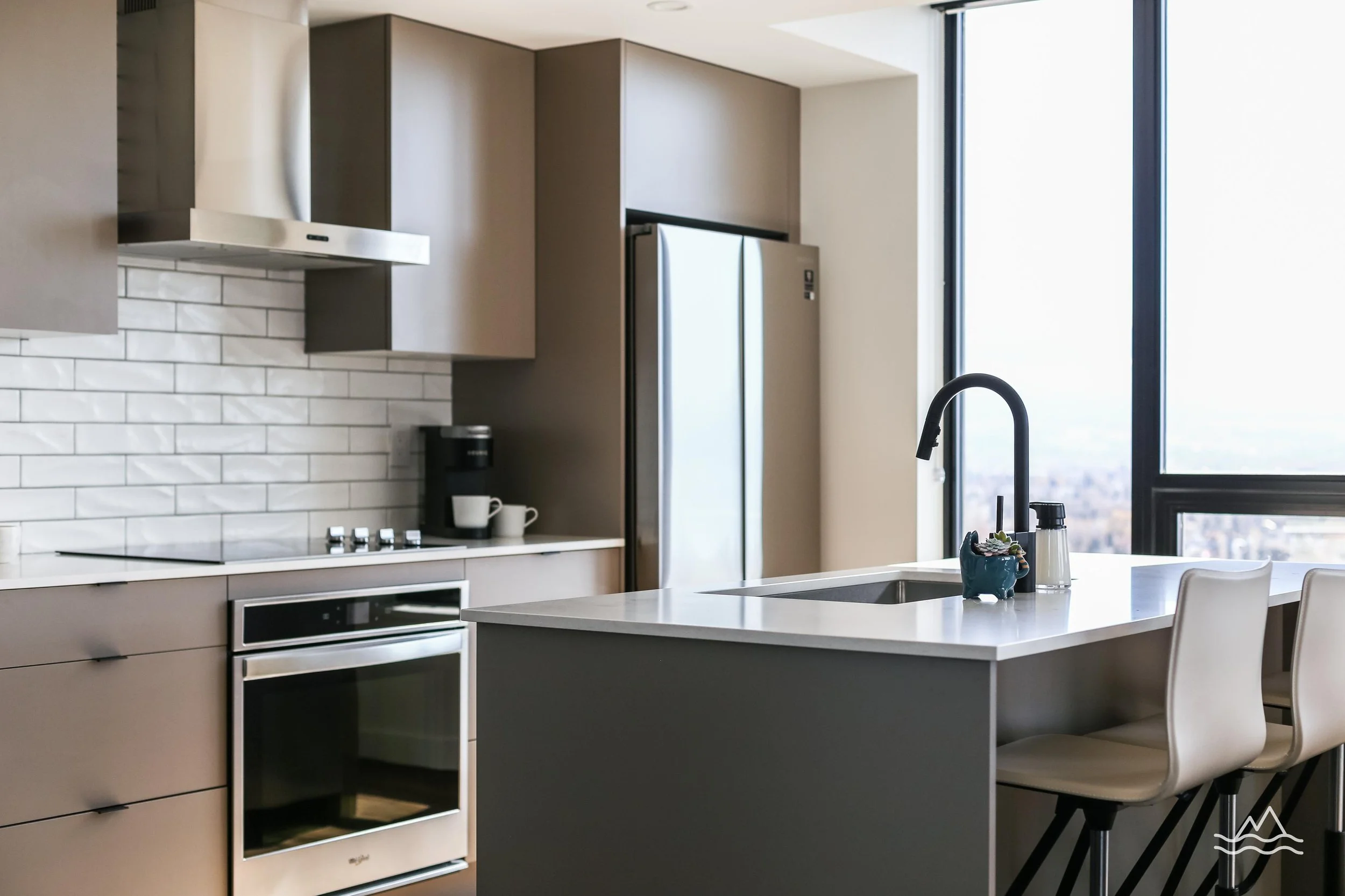 2303-Brooklyn-Keys-to-Kelowna-Luxury-Rental-50.jpg