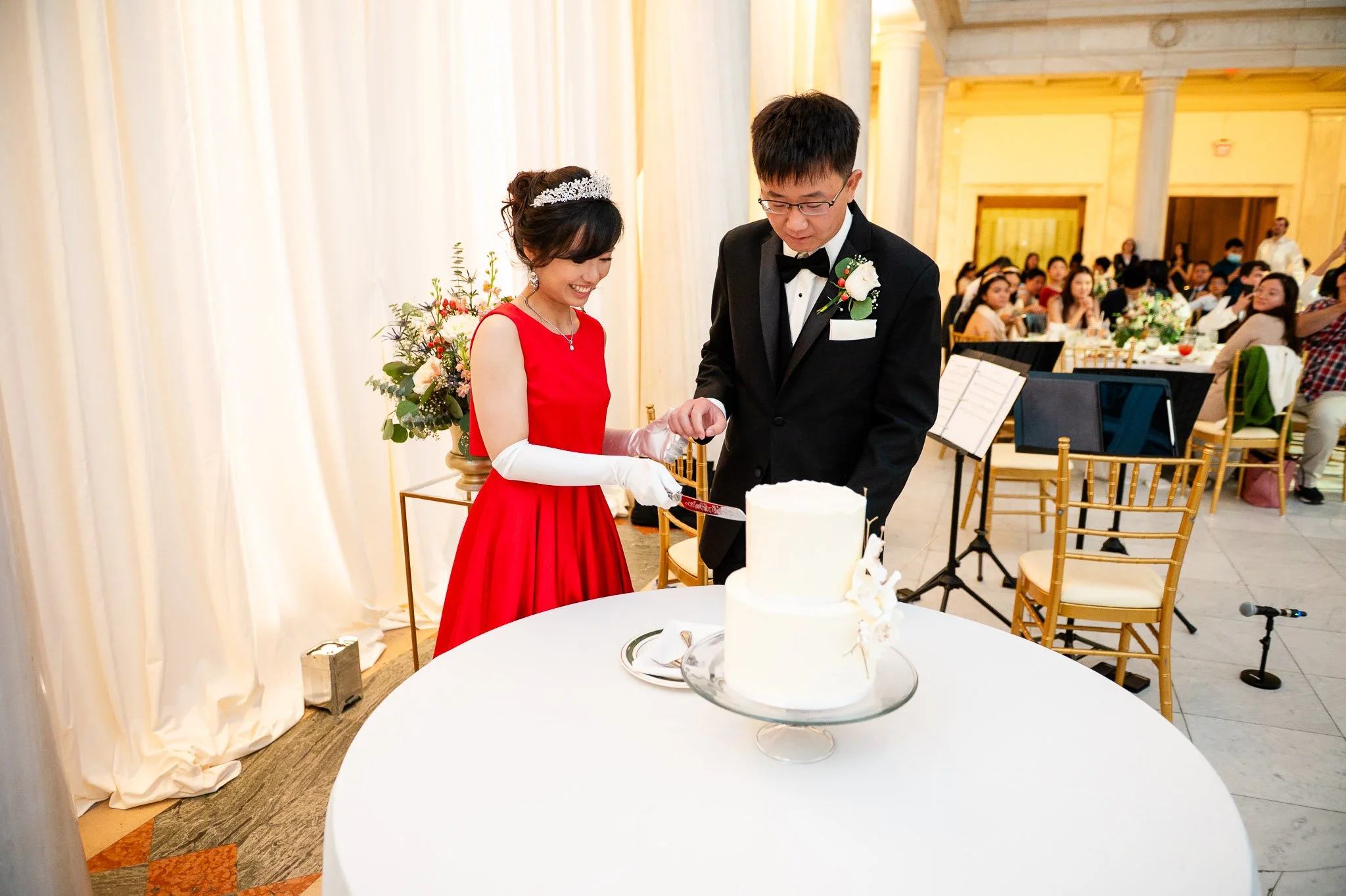 Carnegie Museum Wedding -54.jpg