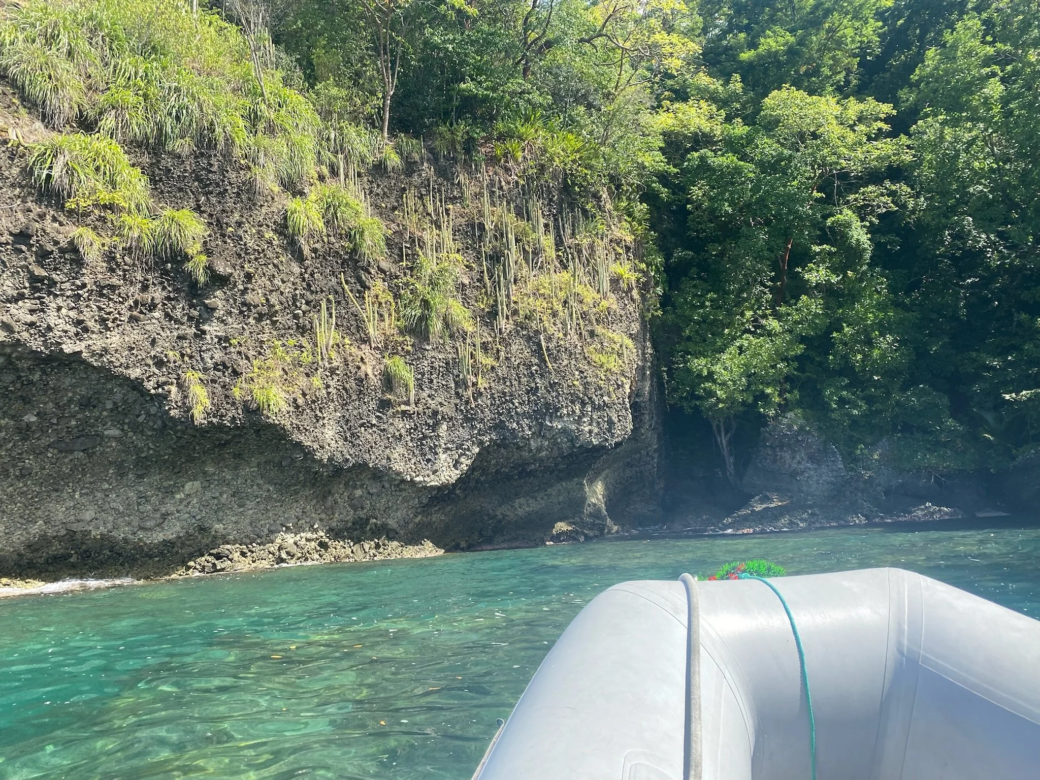 Quest for snorkel spots around the corner from Marigot Bay in Trou Rolland.
