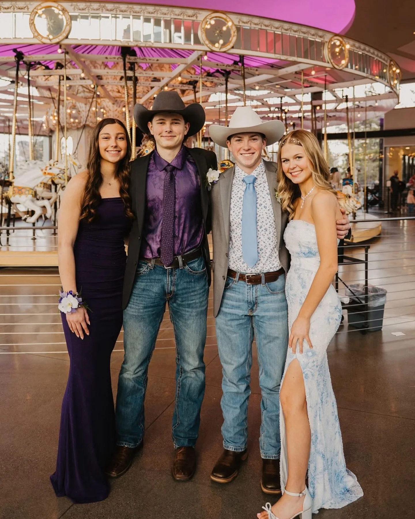 PROM 🫶🏻 2026

Our handsome boys got to go to prom last night, it was so fun to be able to capture them and see their beautiful dates ❤️

#bicountyprom #spokaneprom #prom2026