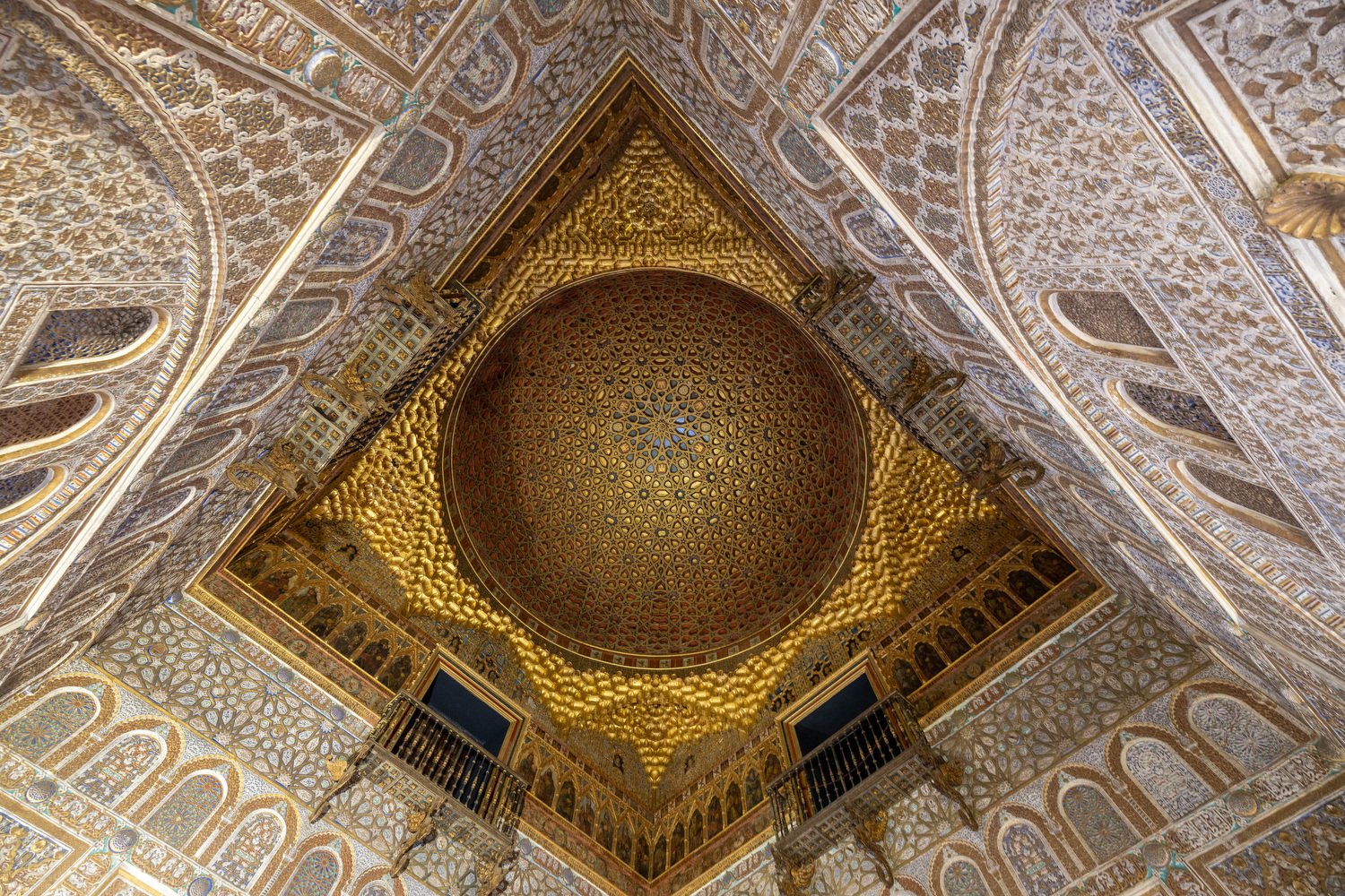 Real Alcazar of Seville ceiling.JPG