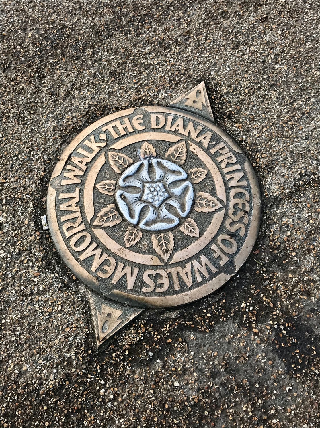Diana Memorial Walk.JPG