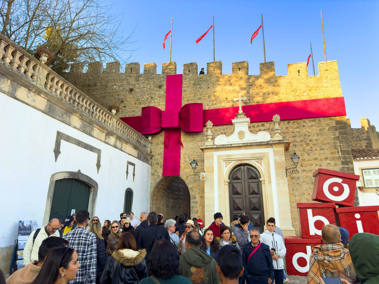 Óbidos decorated for Christmas.